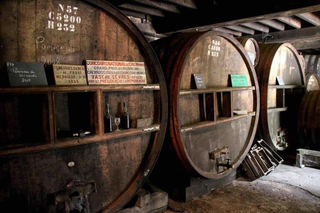 Gite Ferme Cidricole Et Laitiere Villa Magny-le-Desert Esterno foto